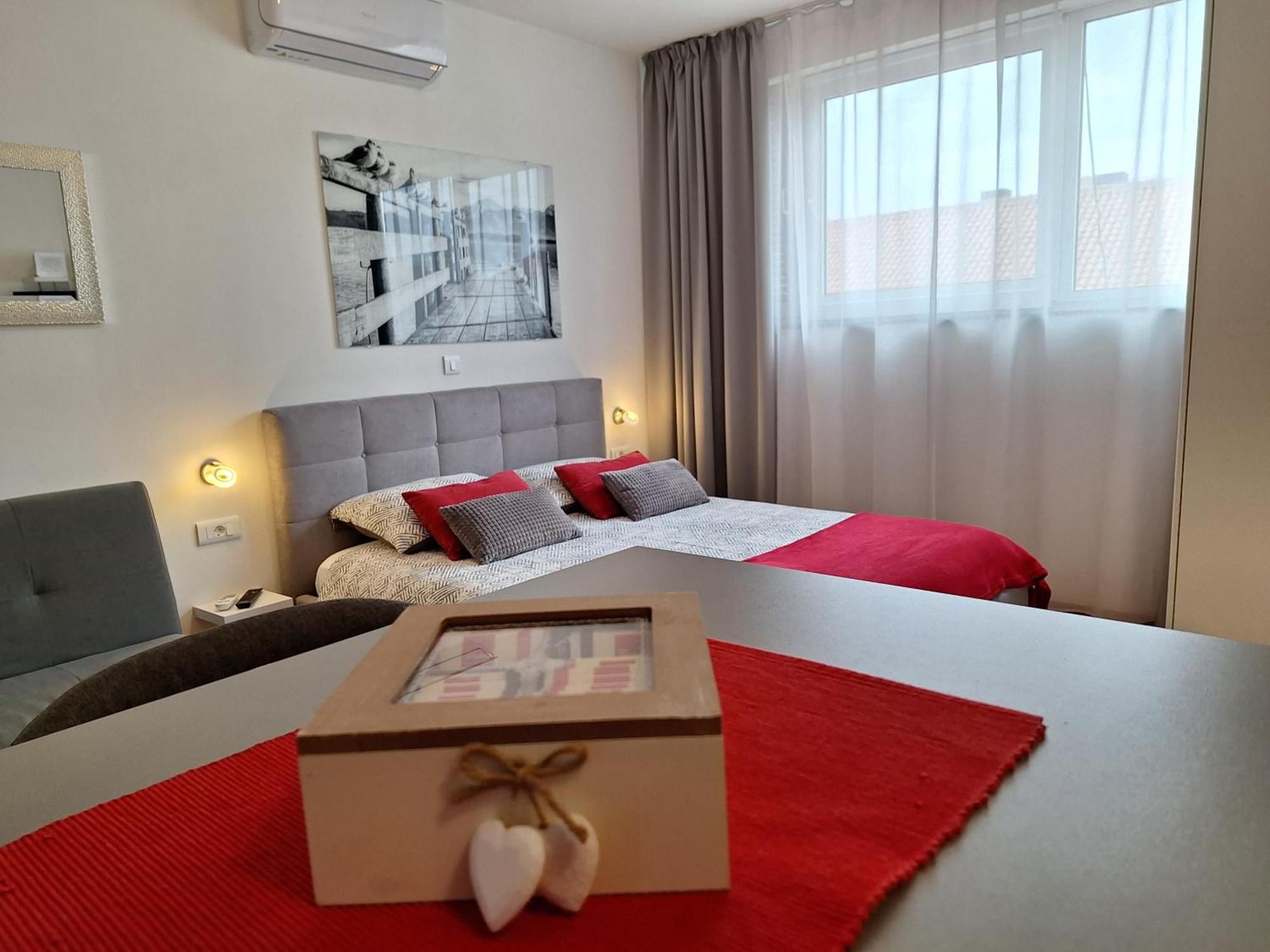 Apartment Lea Maria Задар Екстериор снимка